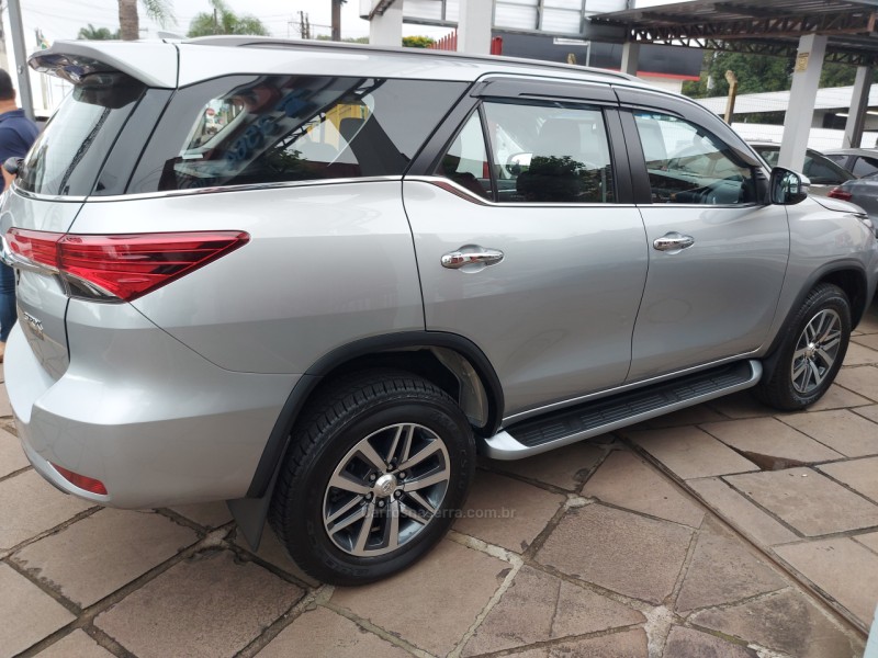 HILUX SW4 2.8 SRX 4X4 16V TURBO INTERCOOLER DIESEL 4P AUTOMÁTICO - 2019 - DOIS IRMãOS
