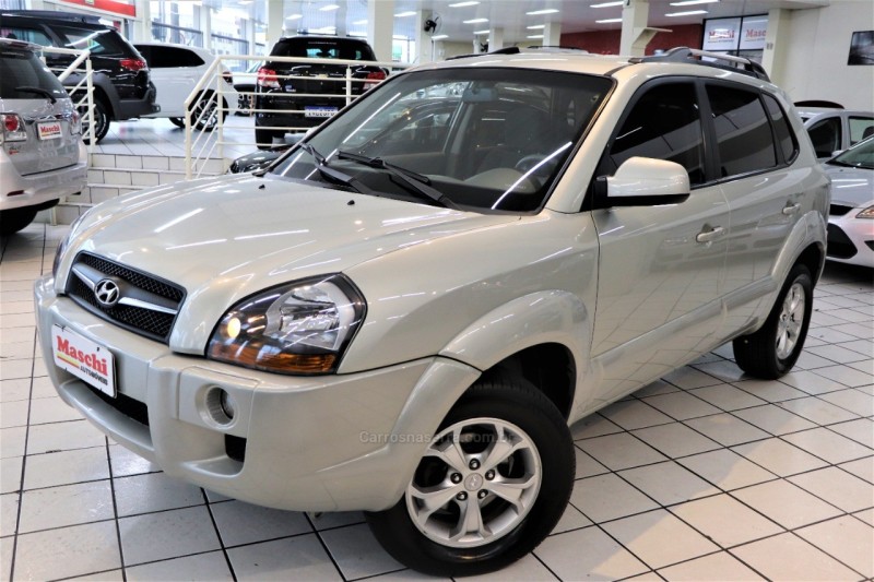 tucson 2.0 mpfi gls 16v 143cv 2wd flex 4p automatico 2012 caxias do sul