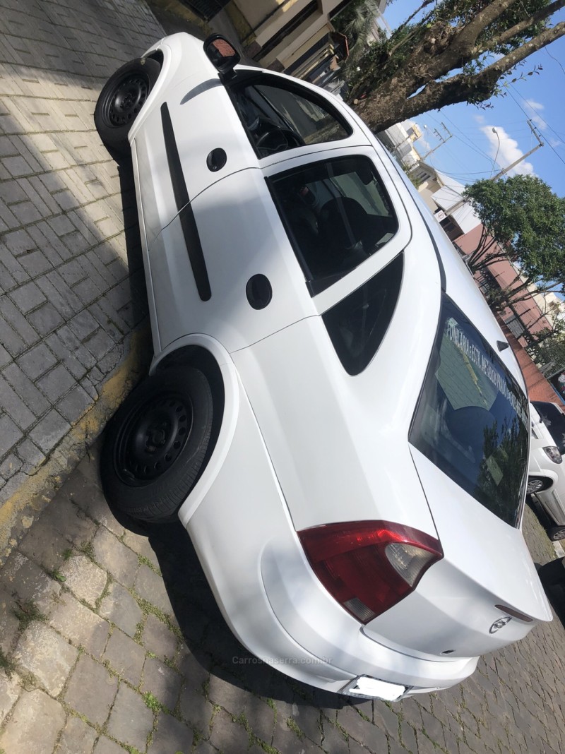 corsa 1.8 mpfi sedan 8v gasolina 4p manual 2003 bento goncalves