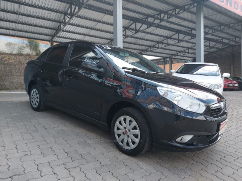 grand siena 1.4 mpi attractive 8v flex 4p manual 2013 caxias do sul