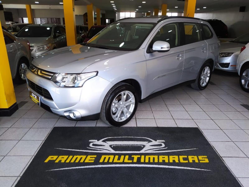 outlander 2.0 16v gasolina 4p automatico 2014 caxias do sul