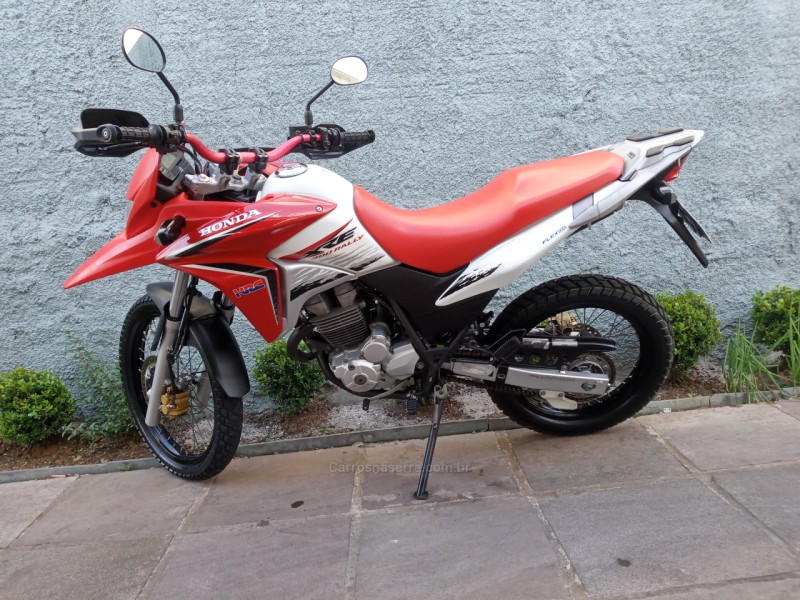 xre 300 2014 caxias do sul