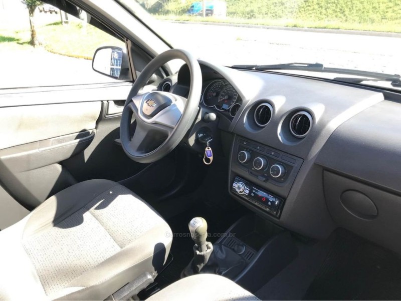 CELTA 1.0 MPFI LT 8V FLEX 4P MANUAL - 2013 - FARROUPILHA