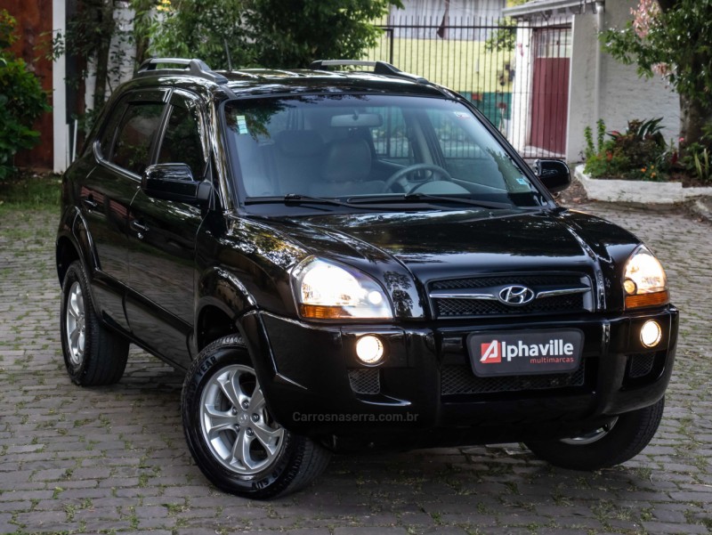 tucson 2.0 mpfi gls 16v 143cv 2wd flex 4p automatico 2016 caxias do sul
