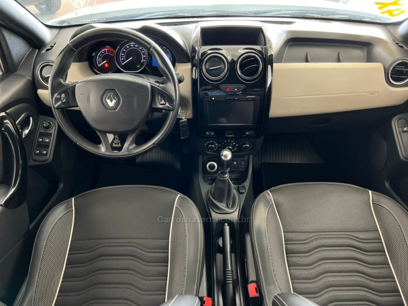 DUSTER 2.0 DAKAR 4X4 16V FLEX 4P MANUAL - 2018 - TAQUARA