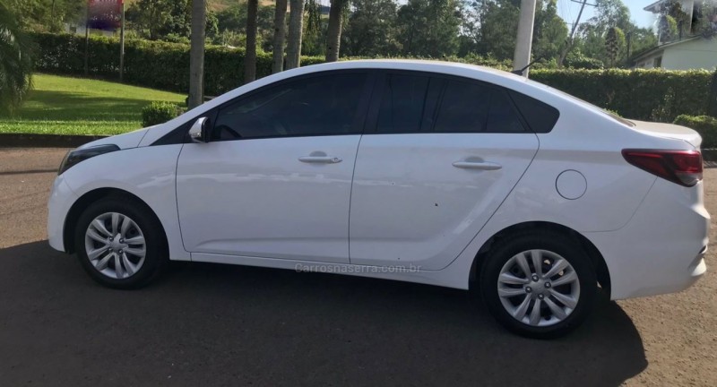 HB20S 1.0 COMFORT STYLE 12V FLEX 4P MANUAL - 2019 - BOM PRINCíPIO
