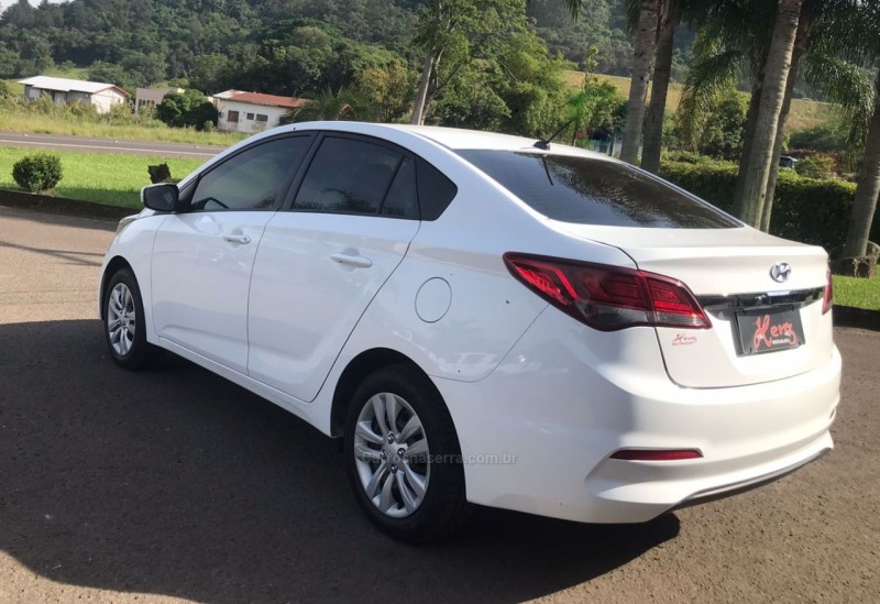HB20S 1.0 COMFORT STYLE 12V FLEX 4P MANUAL - 2019 - BOM PRINCíPIO