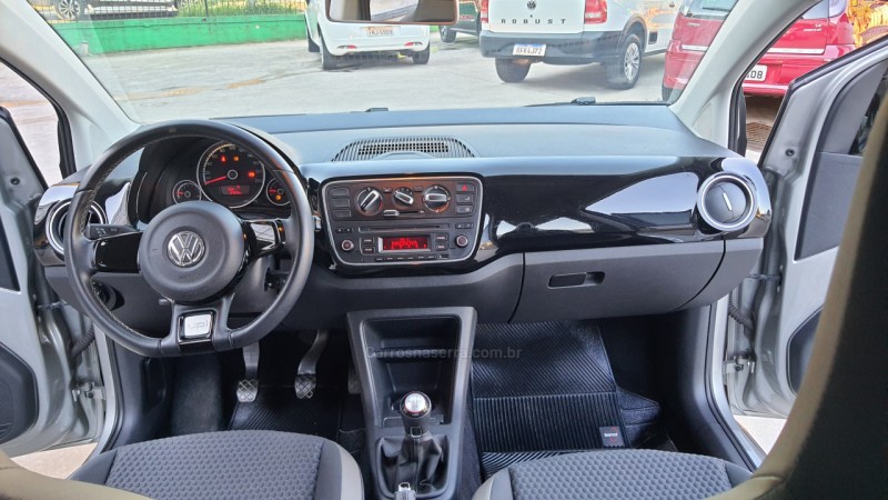 UP 1.0 CROSS T.FLEX 12V 4P MANUAL - 2017 - CAXIAS DO SUL