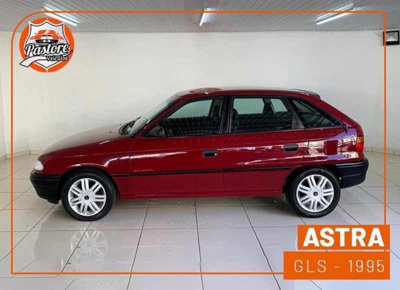 ASTRA 2.0 MPFI GLS 8V GASOLINA 4P MANUAL - 1995 - VACARIA