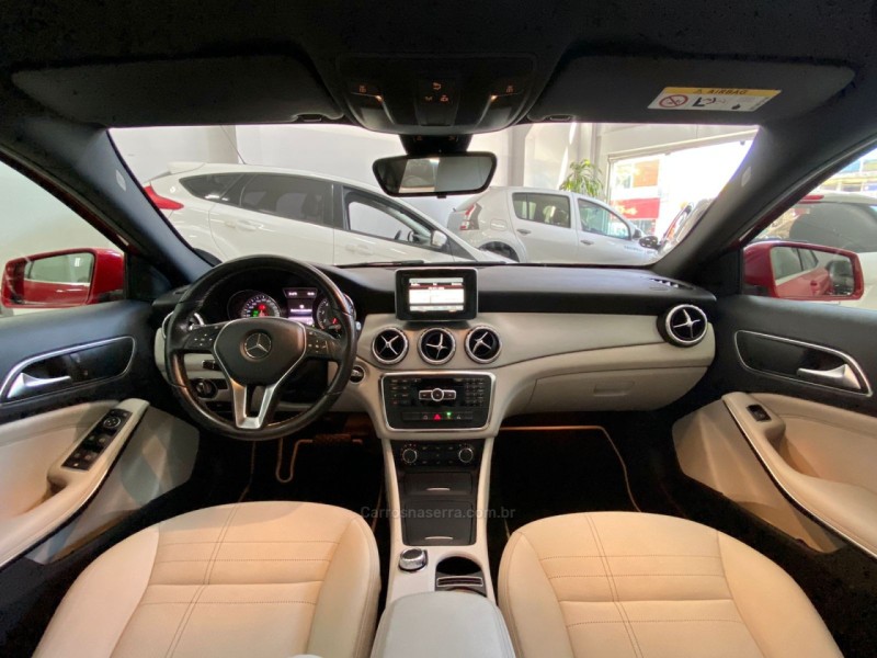 GLA 200 1.6 CGI ADVANCE 16V TURBO FLEX 4P AUTOMÁTICO - 2015 - PASSO FUNDO