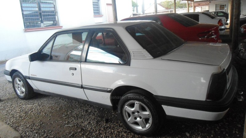 monza 2.0 efi gls 8v gasolina 2p manual 1995 caxias do sul