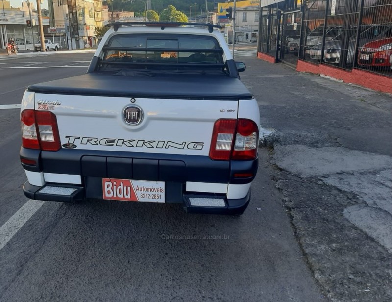 STRADA 1.6 MPI TREKKING CE 16V FLEX 2P MANUAL - 2013 - CAXIAS DO SUL