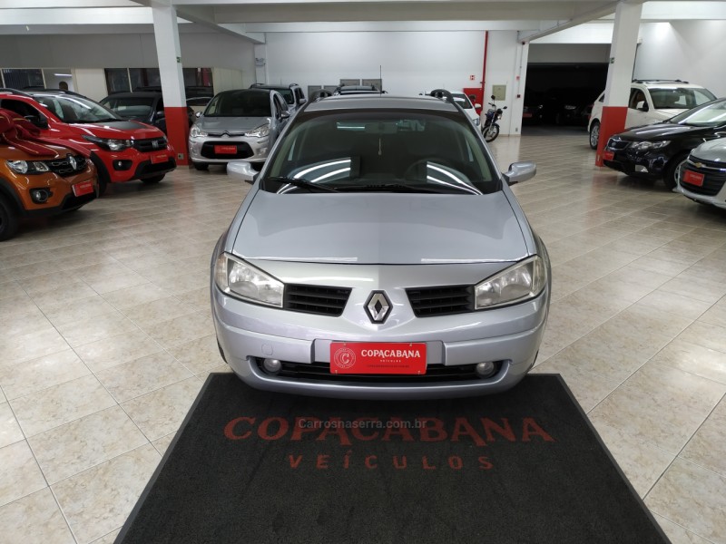 megane 2.0 dynamique grand tour 16v gasolina 4p manual 2008 caxias do sul