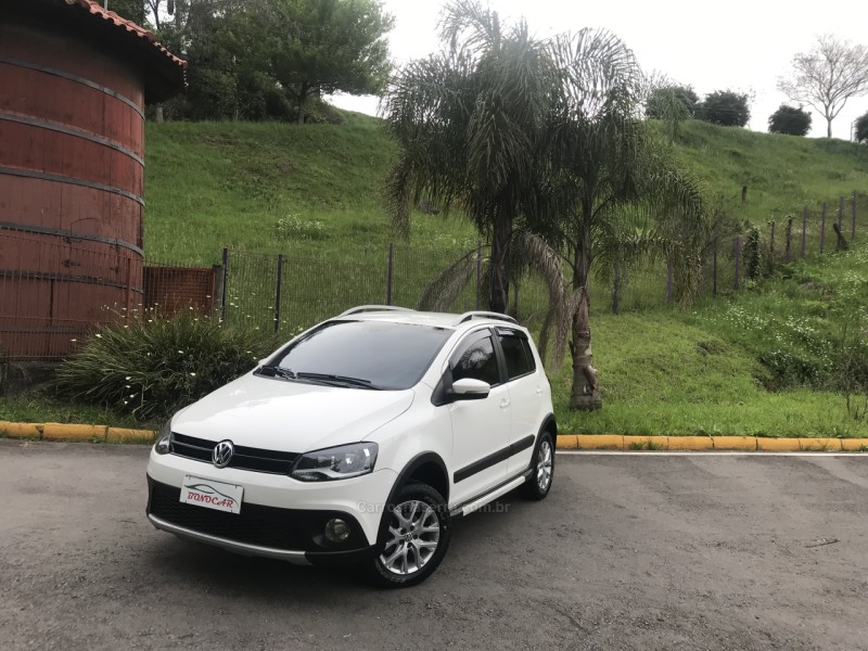 crossfox 1.6 mi flex 8v 4p manual 2013 caxias do sul