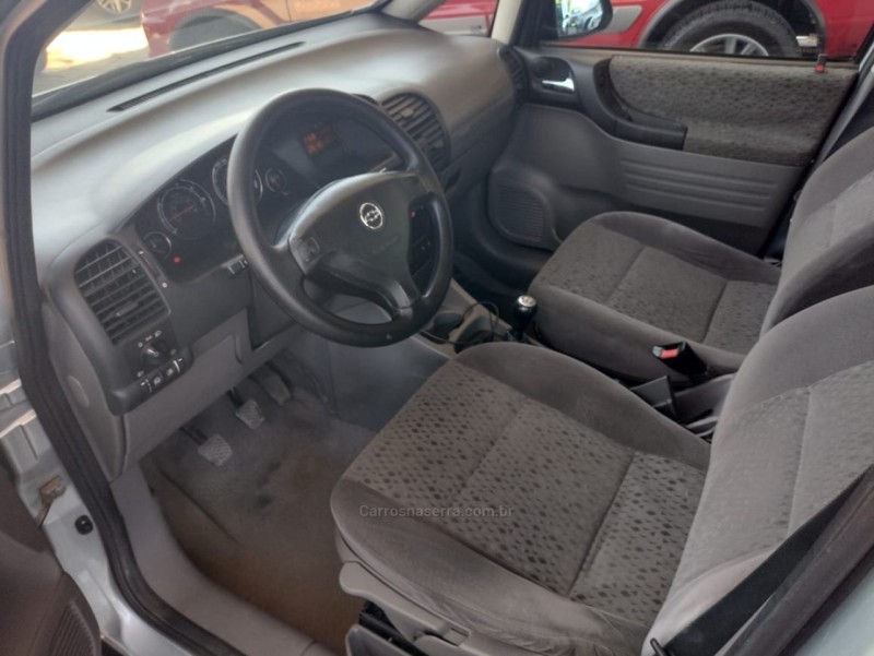 ZAFIRA 2.0 MPFI ELEGANCE 8V FLEX 4P MANUAL - 2009 - CAXIAS DO SUL