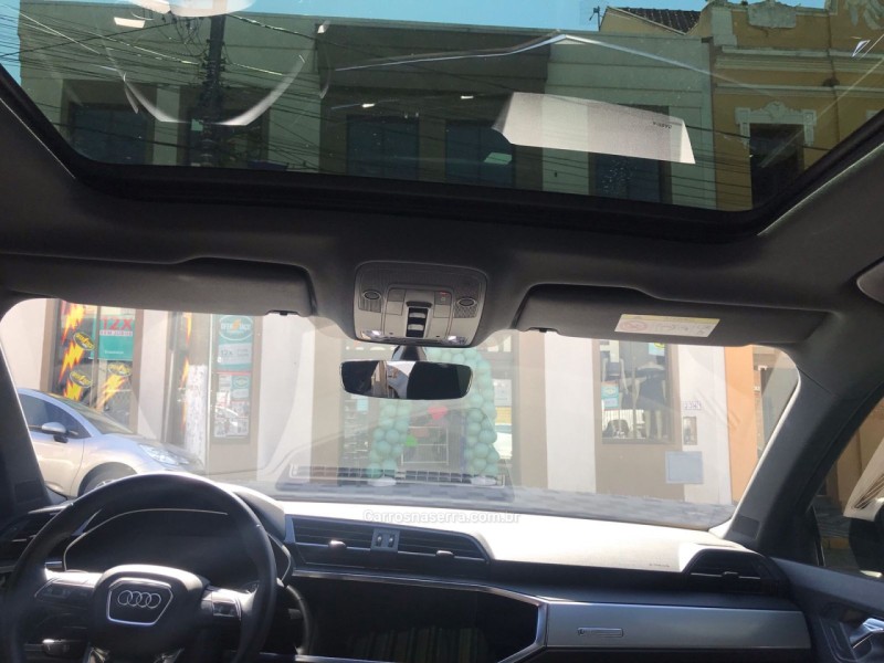 Q3 1.4 TFSI BLACK EDITION S TRONIC FLEX 4P AUTOMATICO - 2020 - GARIBALDI