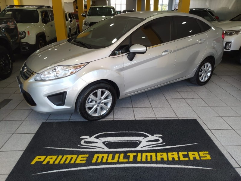 fiesta 1.6 se sedan 16v flex 4p manual 2011 caxias do sul