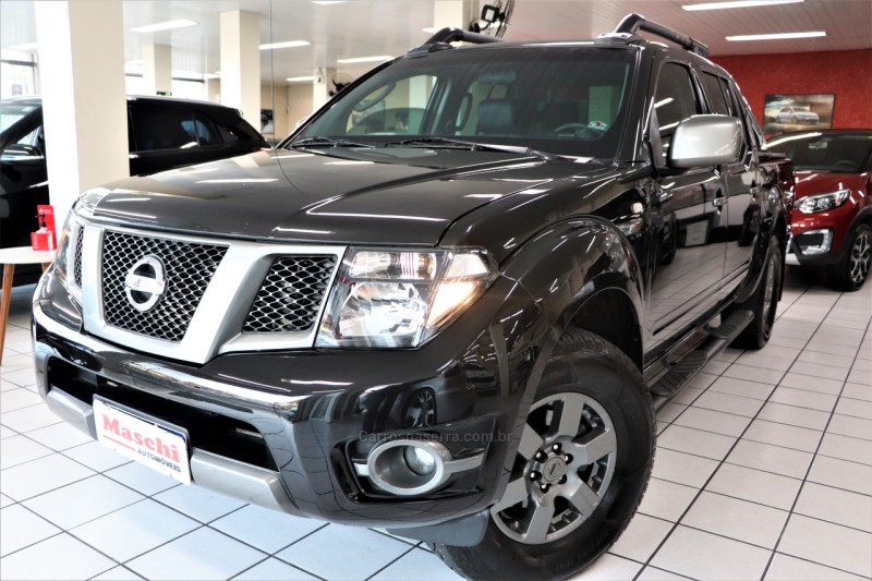 frontier 2.5 sv attack 4x4 cd turbo eletronic diesel 4p manual 2015 caxias do sul