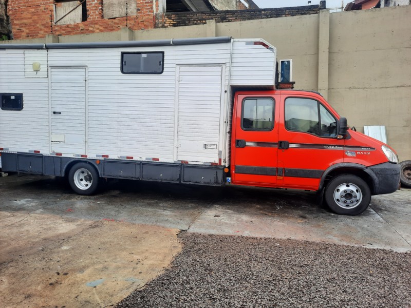 daily truck 70c17 cd 2013 caxias do sul