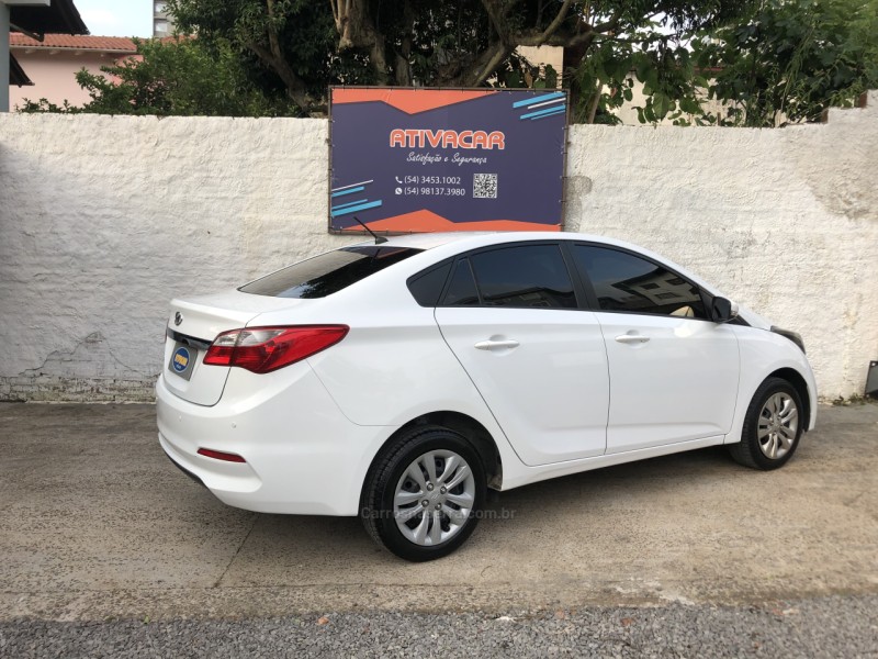 HB20S 1.0 COMFORT PLUS 12V FLEX 4P MANUAL - 2017 - BENTO GONçALVES