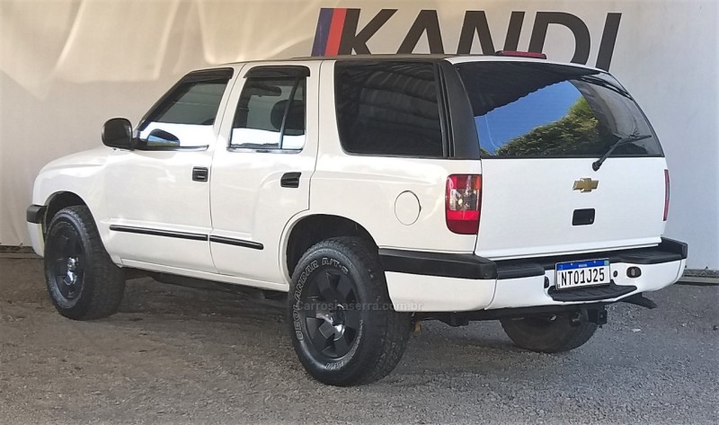 BLAZER 2.4 MPFI ADVANTAGE 4X2 8V FLEX 4P MANUAL - 2011 - CAXIAS DO SUL
