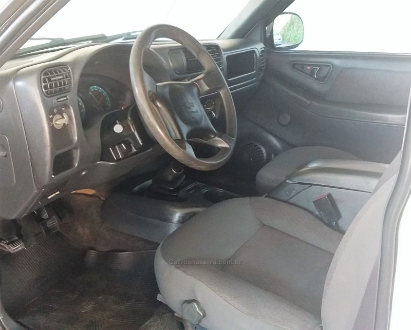 BLAZER 2.4 MPFI ADVANTAGE 4X2 8V FLEX 4P MANUAL - 2011 - CAXIAS DO SUL