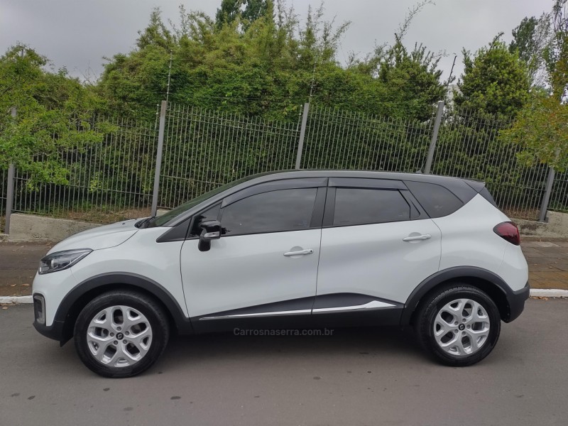 CAPTUR 1.6 LIFE 16V FLEX 4P AUTOMÁTICO - 2019 - FARROUPILHA