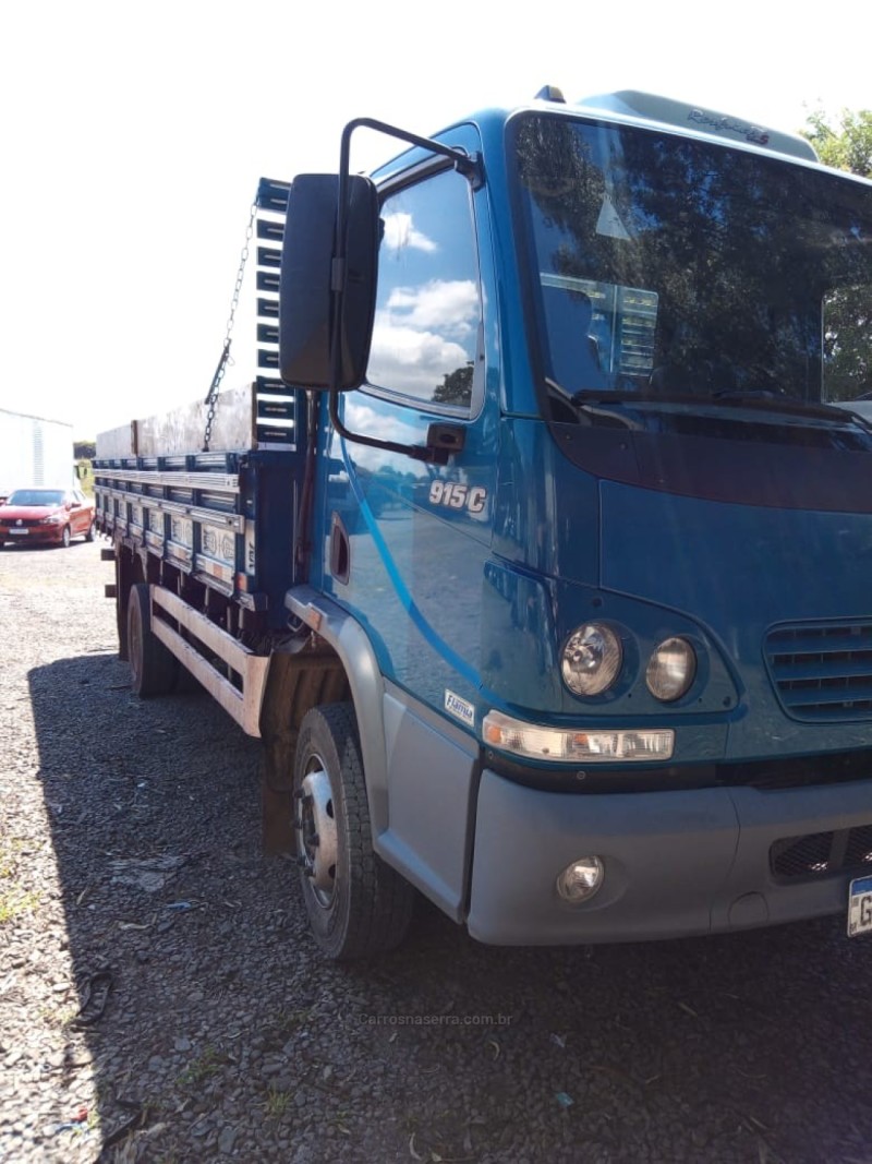 accelo 915  2010 garibaldi