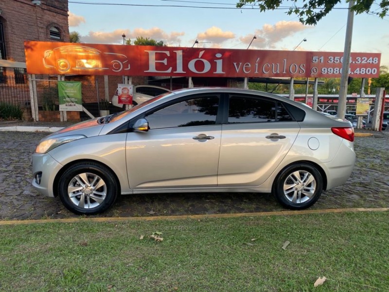 HB20S 1.6 PREMIUM 16V FLEX 4P AUTOMÁTICO - 2015 - DOIS IRMãOS