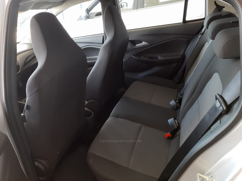 ONIX 1.0 12V FLEX 4P MANUAL - 2023 - VACARIA