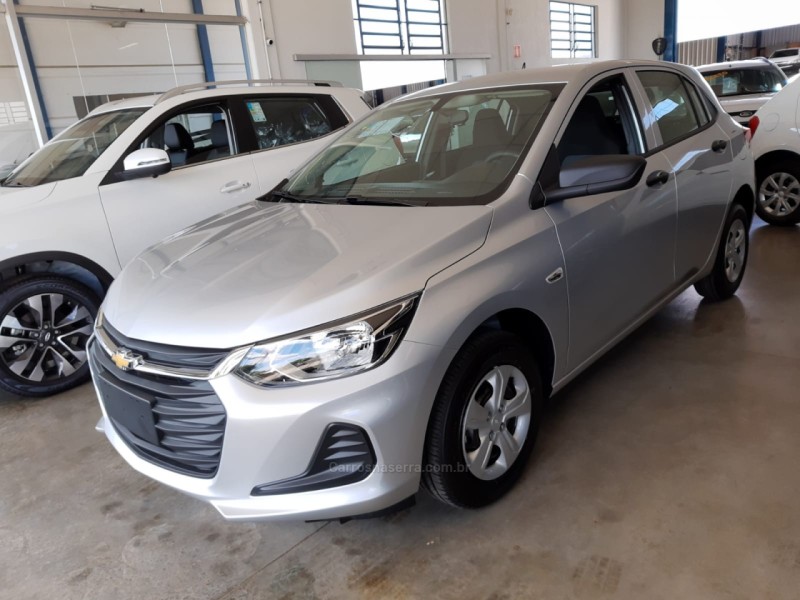 ONIX 1.0 12V FLEX 4P MANUAL - 2023 - VACARIA
