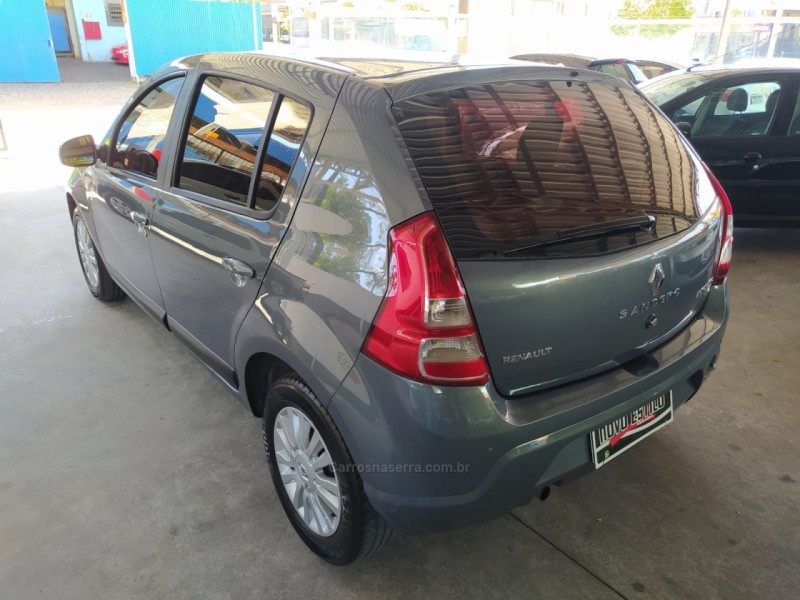 SANDERO 1.6 PRIVILÉGE 16V FLEX 4P AUTOMÁTICO - 2013 - CAXIAS DO SUL