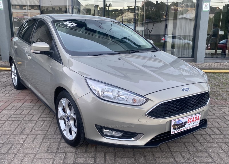 focus 2.0 se plus 16v flex 4p powershift 2016 caxias do sul