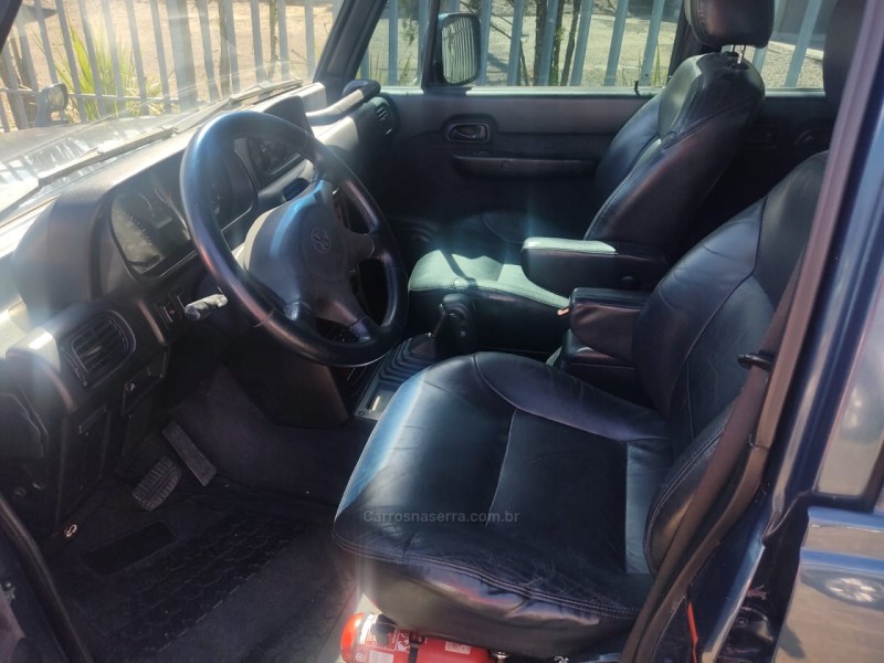 GALLOPER 3.0 EXCEEED 4X4 V6 12V GASOLINA 4P MANUAL - 1999 - TAQUARA
