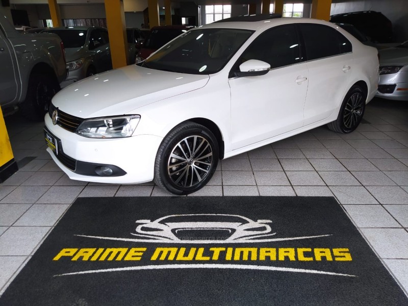 jetta 2.0 tsi highline 200cv gasolina 4p tiptronic 2013 caxias do sul