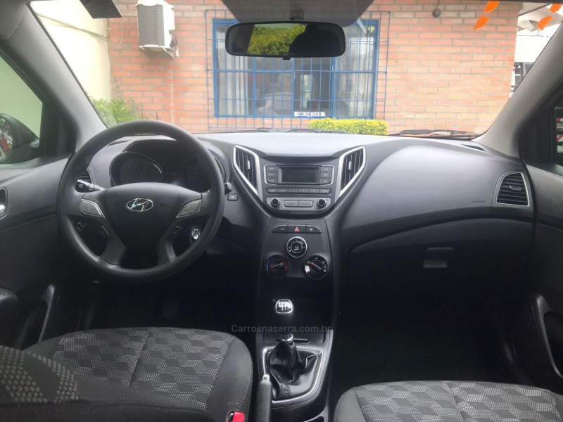 HB20 1.6 COMFORT 16V FLEX 4P MANUAL - 2017 - CAXIAS DO SUL