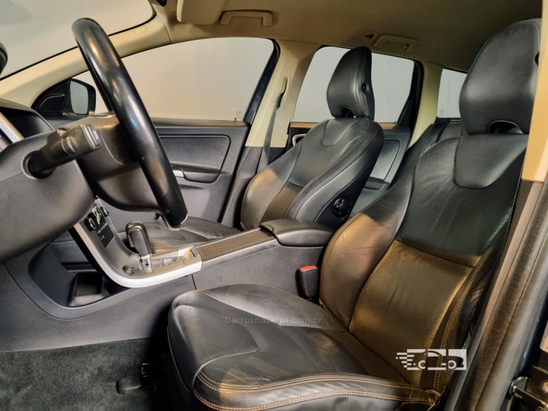 XC60 3.0 T6 TOP AWD TURBO GASOLINA 4P AUTOMÁTICO - 2010 - BENTO GONçALVES