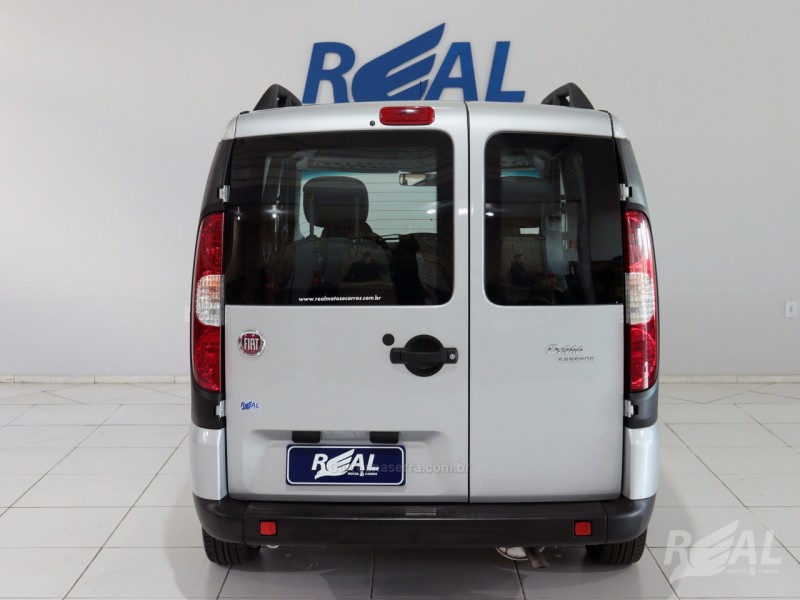 DOBLÓ 1.8 MPI ESSENCE 16V FLEX 7P MANUAL - 2020 - SAPIRANGA