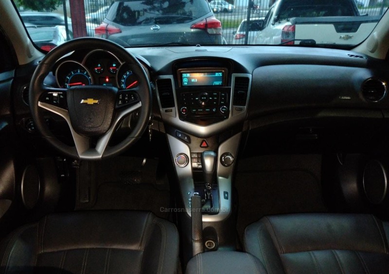 CRUZE 1.8 LT 16V FLEX 4P AUTOMÁTICO - 2013 - CAXIAS DO SUL