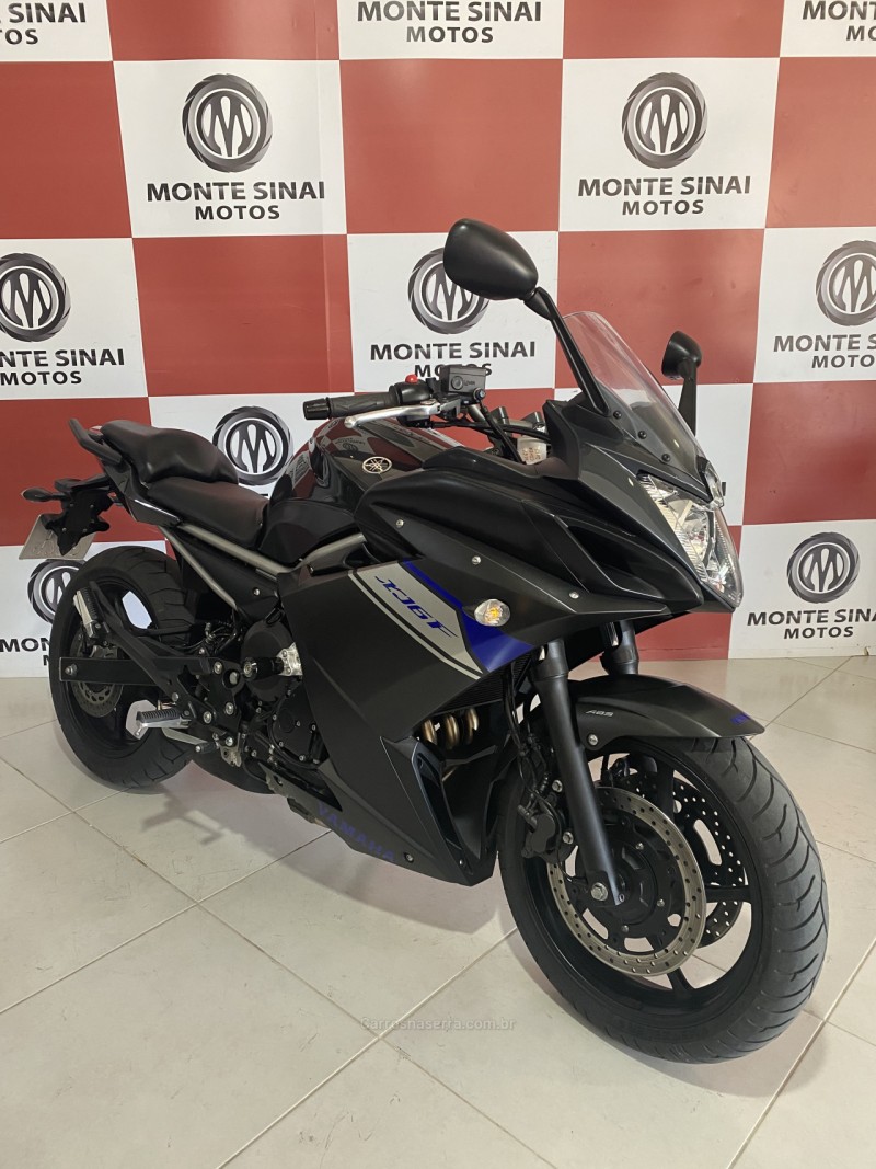 XJ6 F ABS - 2015 - NOVO HAMBURGO