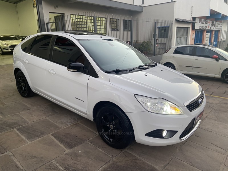 FOCUS 2.0 TITANIUM HATCH 16V FLEX 4P MANUAL - 2012 - CAXIAS DO SUL