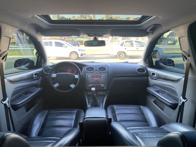 FOCUS 2.0 TITANIUM HATCH 16V FLEX 4P MANUAL - 2012 - CAXIAS DO SUL