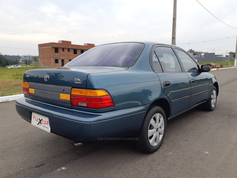 COROLLA 1.6 DX 16V GASOLINA 4P MANUAL - 1995 - ESTâNCIA VELHA