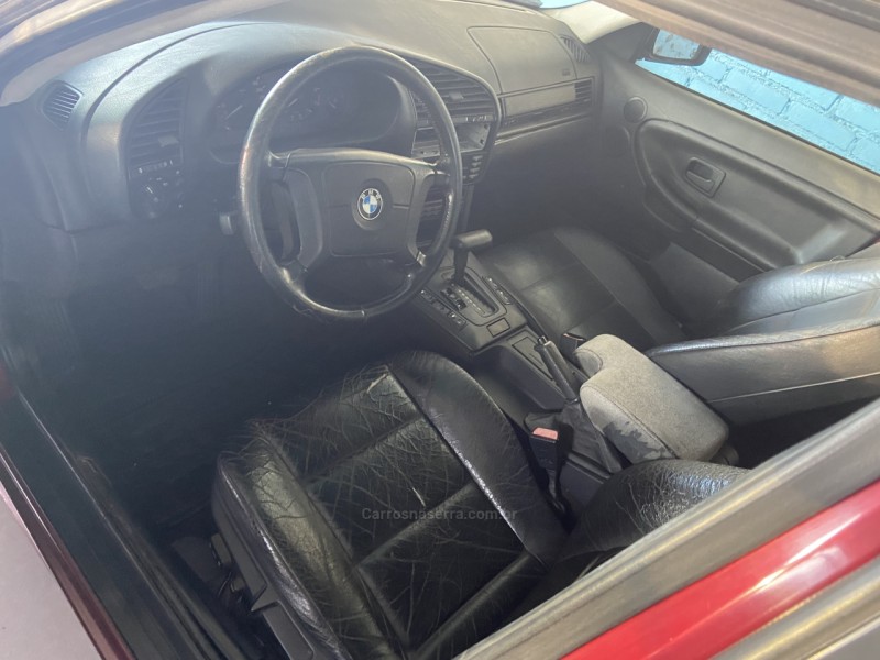 328I 2.8 SEDAN 24V GASOLINA 4P AUTOMÁTICO - 1996 - CAXIAS DO SUL