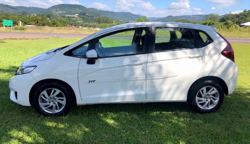 FIT 1.4 LX 16V FLEX 4P AUTOMÁTICO