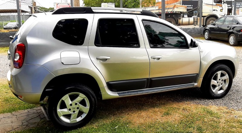 DUSTER 2.0 DYNAMIQUE 4X2 16V FLEX 4P AUTOMÁTICO - 2013 - CAXIAS DO SUL