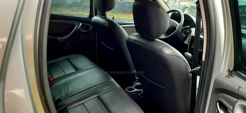 DUSTER 2.0 DYNAMIQUE 4X2 16V FLEX 4P AUTOMÁTICO - 2013 - CAXIAS DO SUL