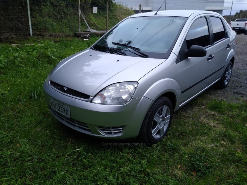 FIESTA 1.6 MPI SEDAN 8V FLEX 4P MANUAL - 2007 - CAXIAS DO SUL
