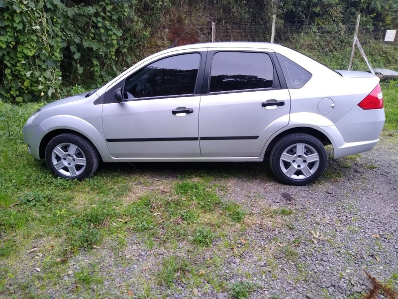 FIESTA 1.6 MPI SEDAN 8V FLEX 4P MANUAL - 2007 - CAXIAS DO SUL