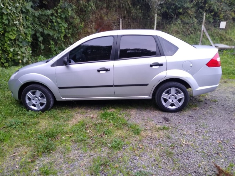 FIESTA 1.6 MPI SEDAN 8V FLEX 4P MANUAL - 2007 - CAXIAS DO SUL